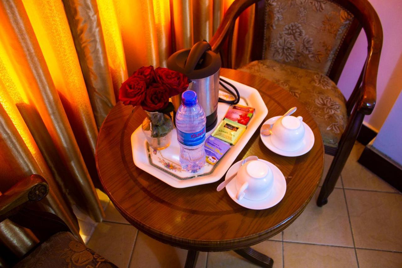 New Hotel Aquiline أروشا المظهر الخارجي الصورة