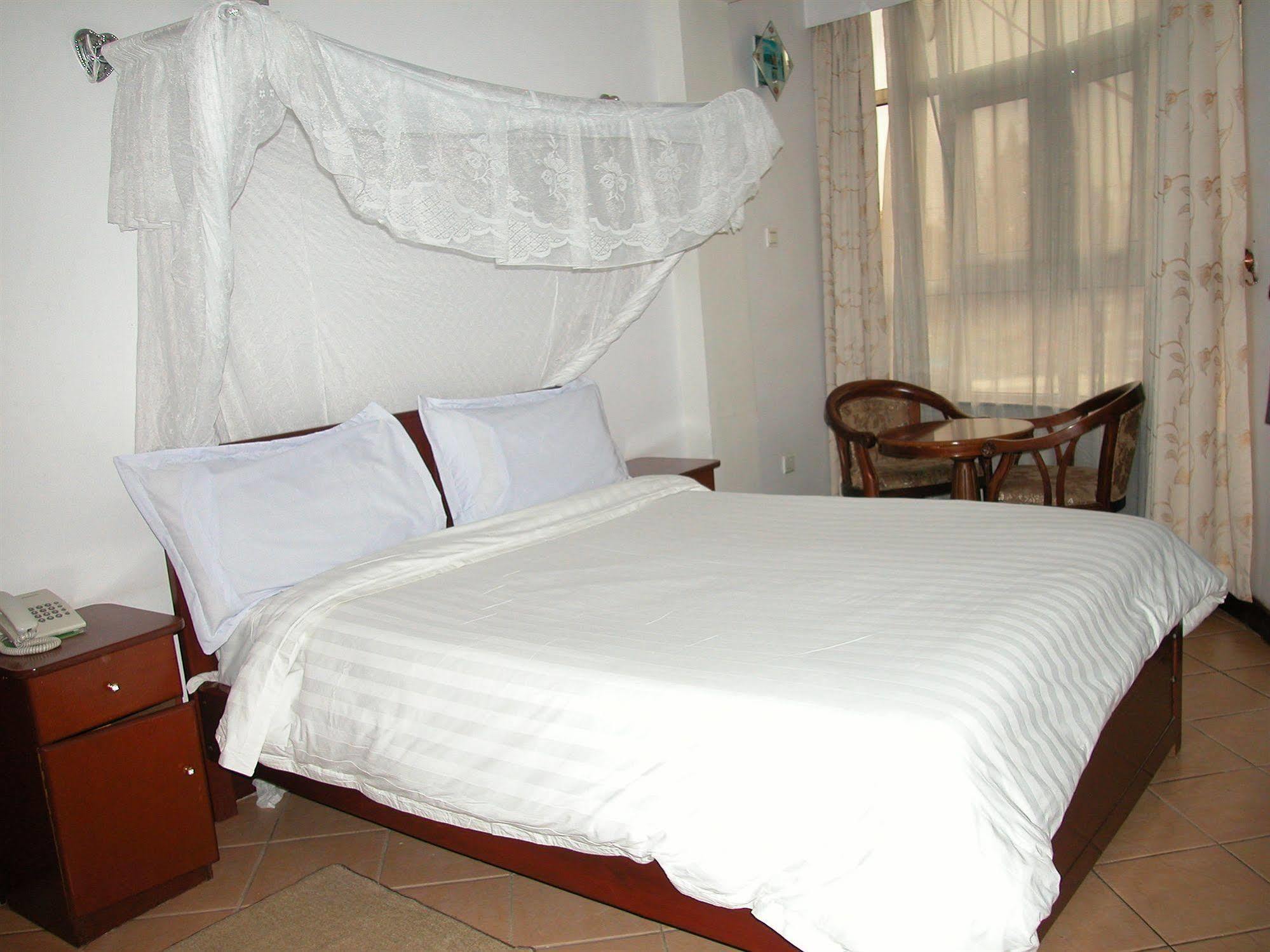 New Hotel Aquiline أروشا المظهر الخارجي الصورة